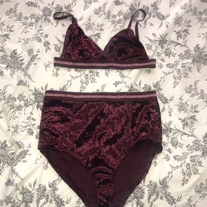 🤘🏼High waisted velvet set